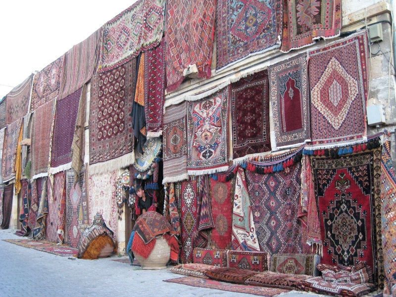 Carpet shop, Goreme, Cappadocia Turkey.jpg - Goreme, Cappadocia, Turkey